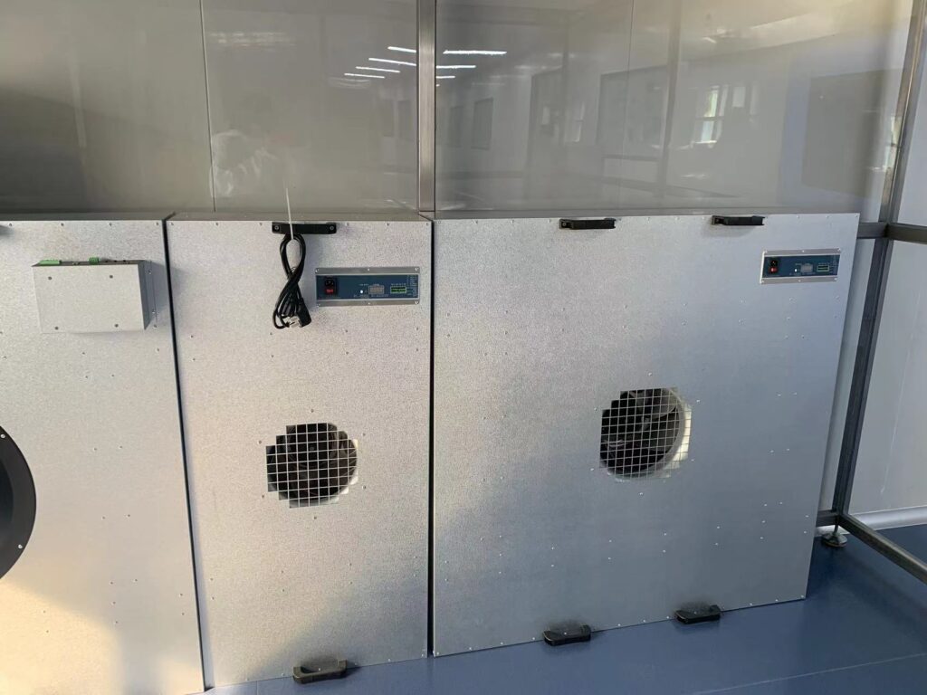 Modular Cleanroom Ceiling with Integrated Fan Filter Units