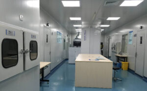 Stainless steel cleanroom pass boxes manufactured and installed by professional pass box manufacturer