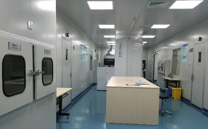 Stainless steel cleanroom pass boxes manufactured and installed by professional pass box manufacturer